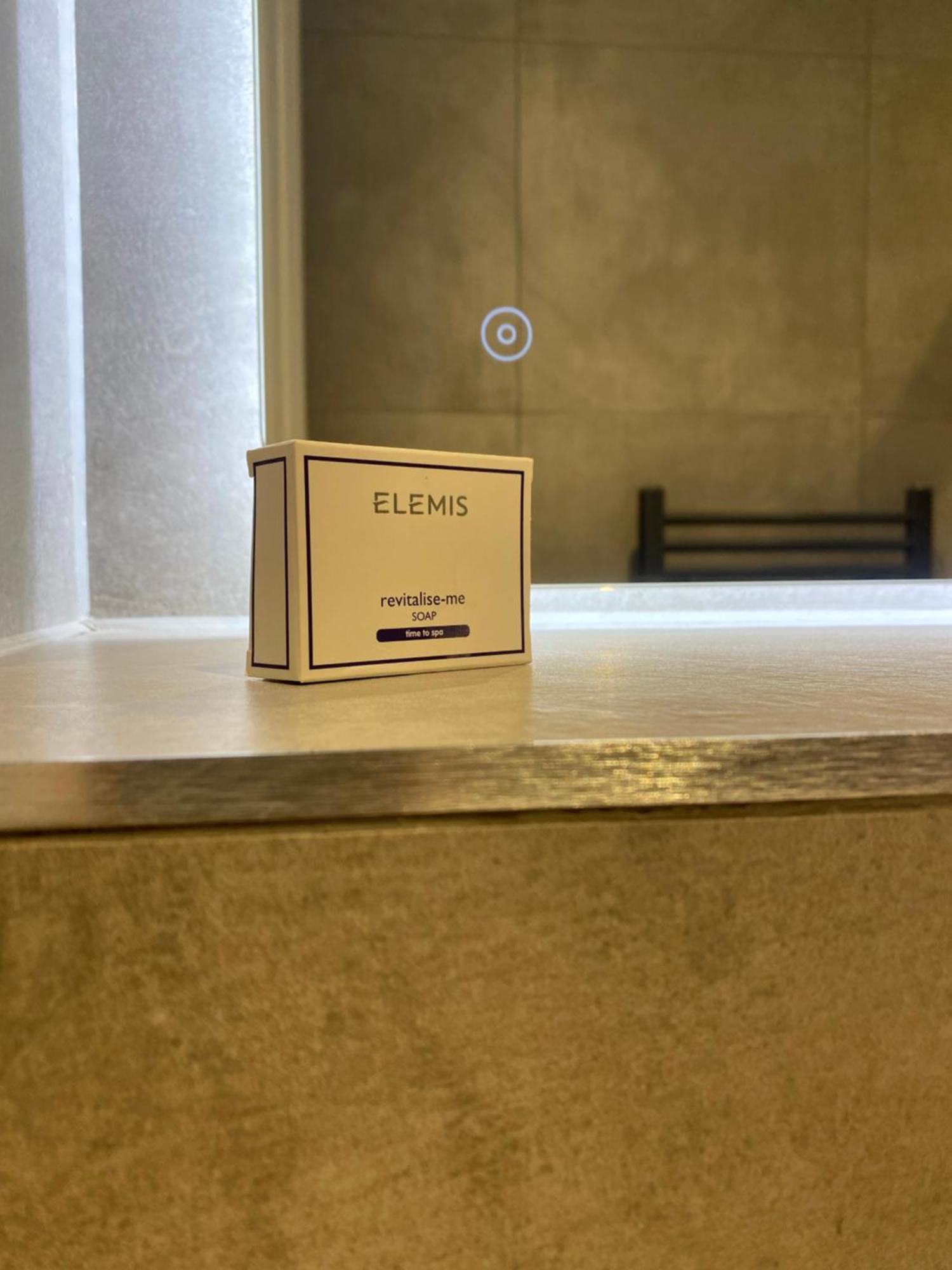 Luxury York Apartment, Free Parking & Free Gym Exterior photo